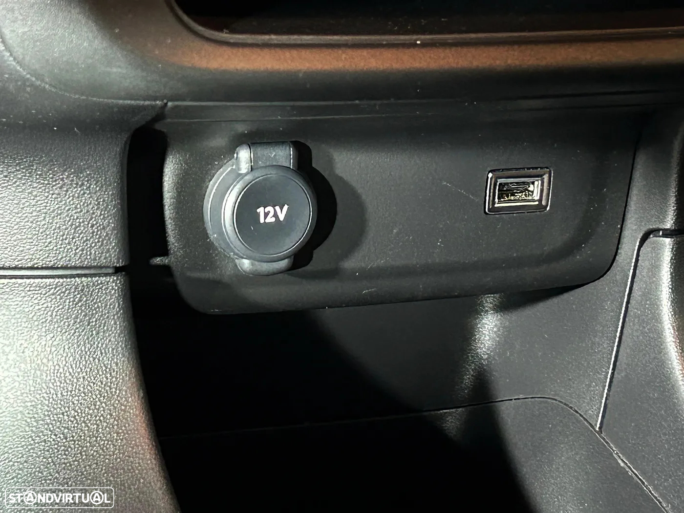 Citroën C3 1.2 PureTech Plus - 23