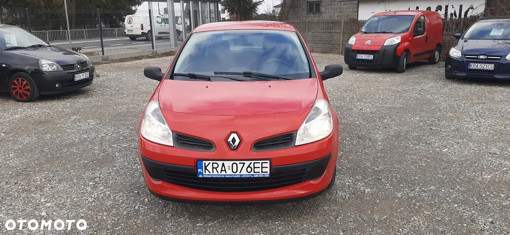 Renault Clio - 18