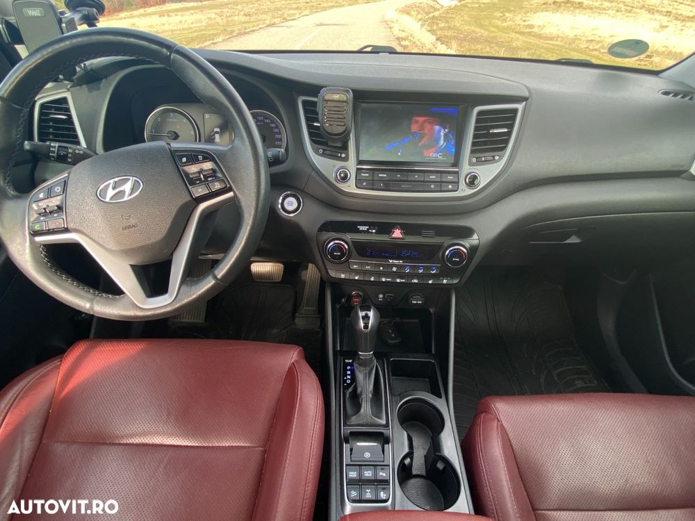 Hyundai Tucson 2.0 CRDI 4WD Automatik Style - 14