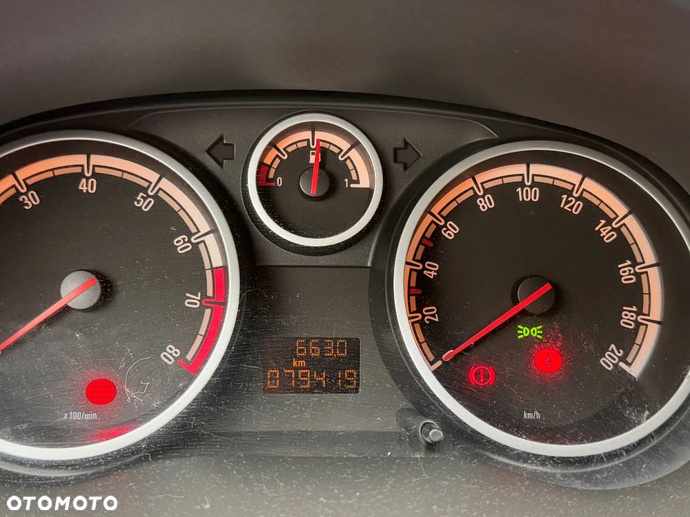 Opel Corsa - 1