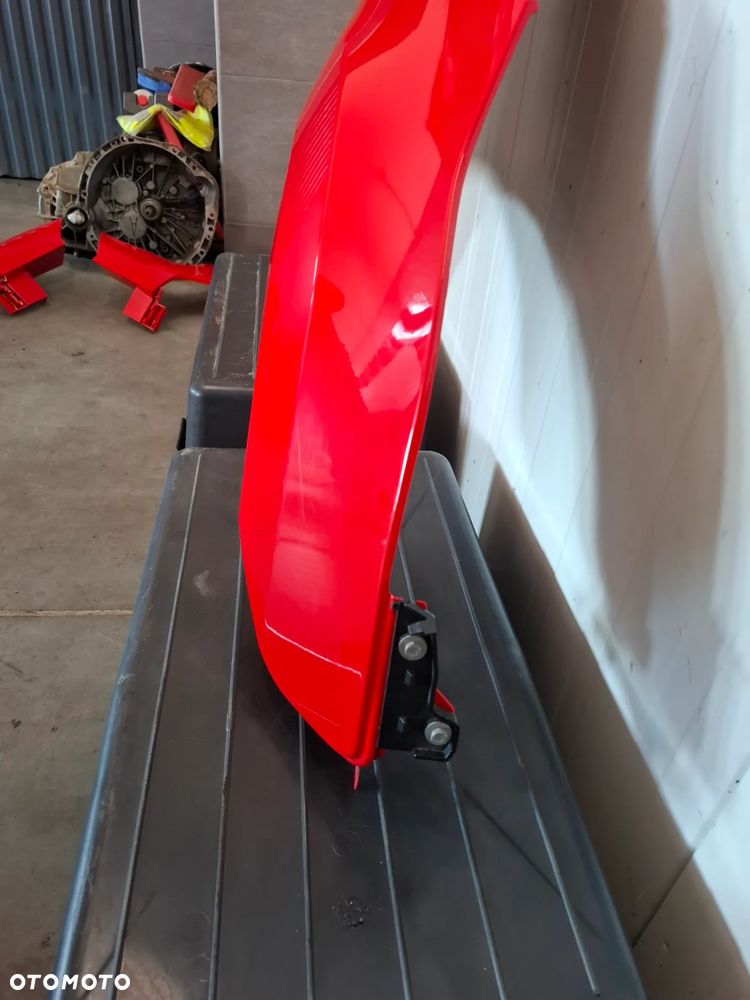 Błotnik prawy przód Ford Tourneo Connect 2022 rok do założenia kolor ZJ - 2