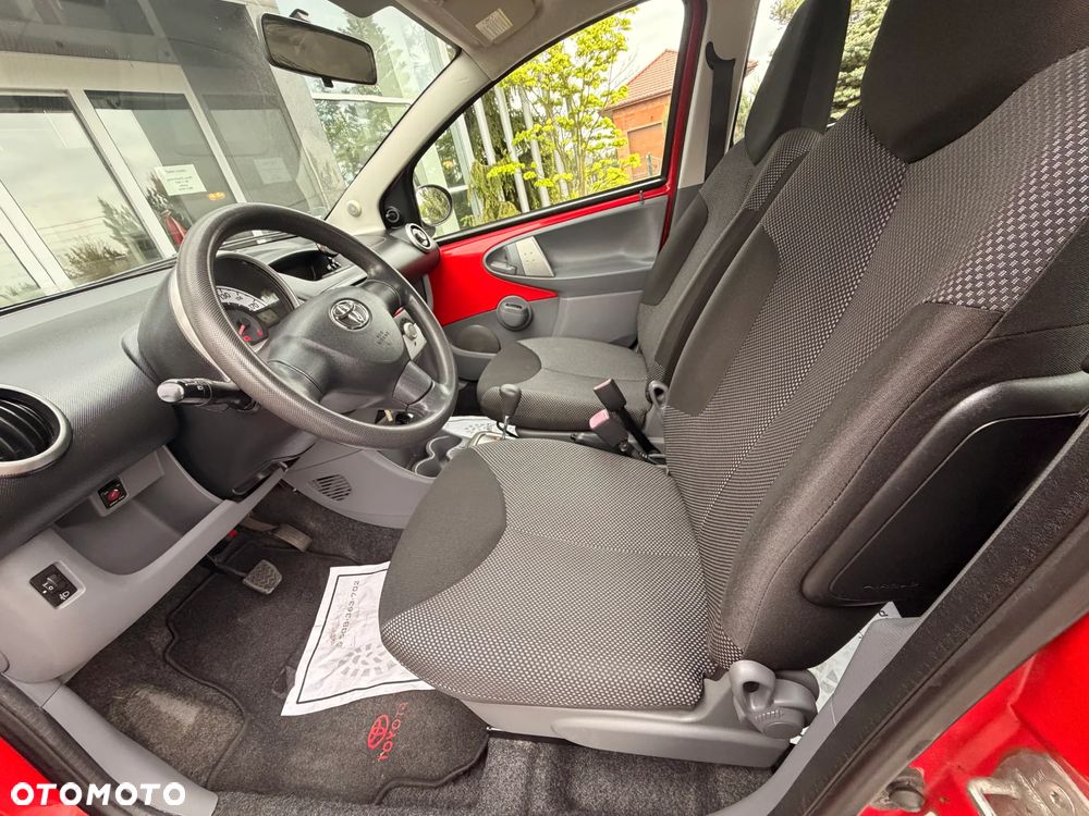 Toyota Aygo Multi Mode Edition - 10