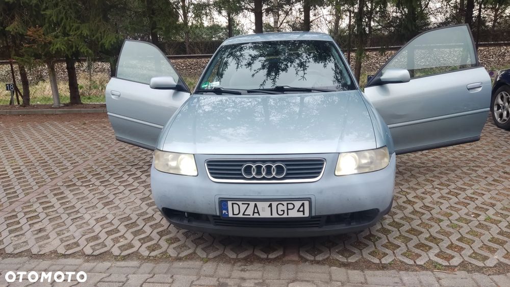 Audi A3 3-drzwiowe 1.6 Ambiente - 6