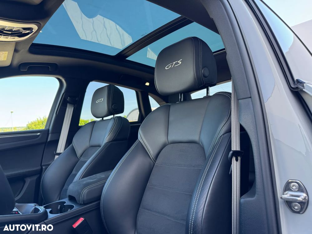 Porsche Macan GTS - 17