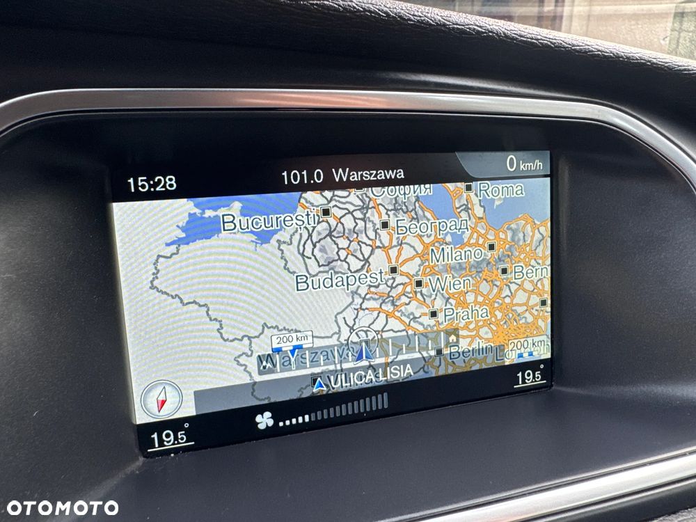 Volvo V40 D4 Drive-E R-Design Summum - 37