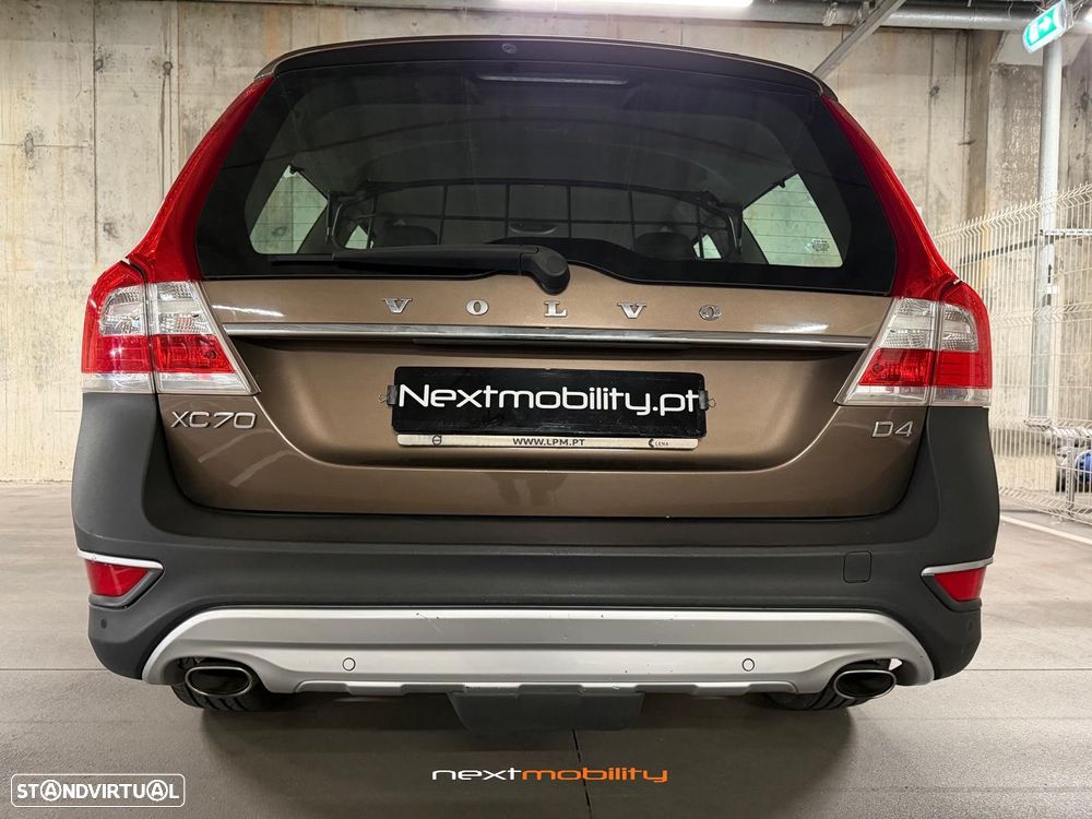 Volvo XC 70 2.0 D4 Summum Geartronic - 9