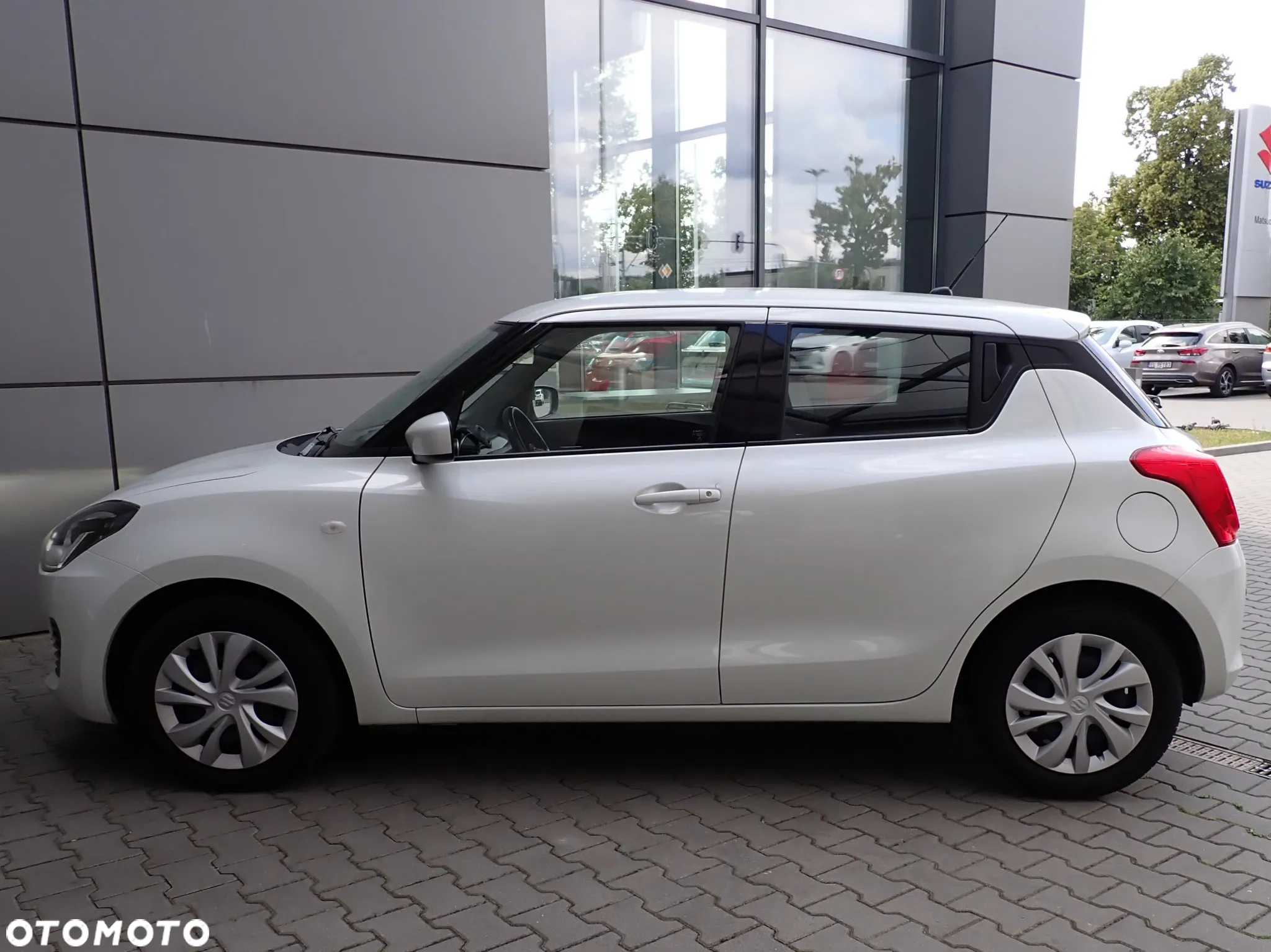 Suzuki Swift 1.2 Premium - 13