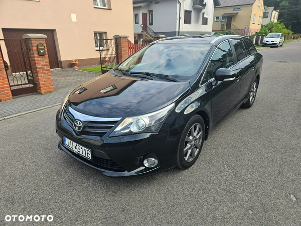 Toyota Avensis 2.2 D-4D Sol Plus NAVI