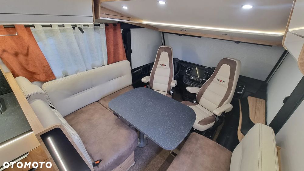 PILOTE G740 GJ Expression - 10