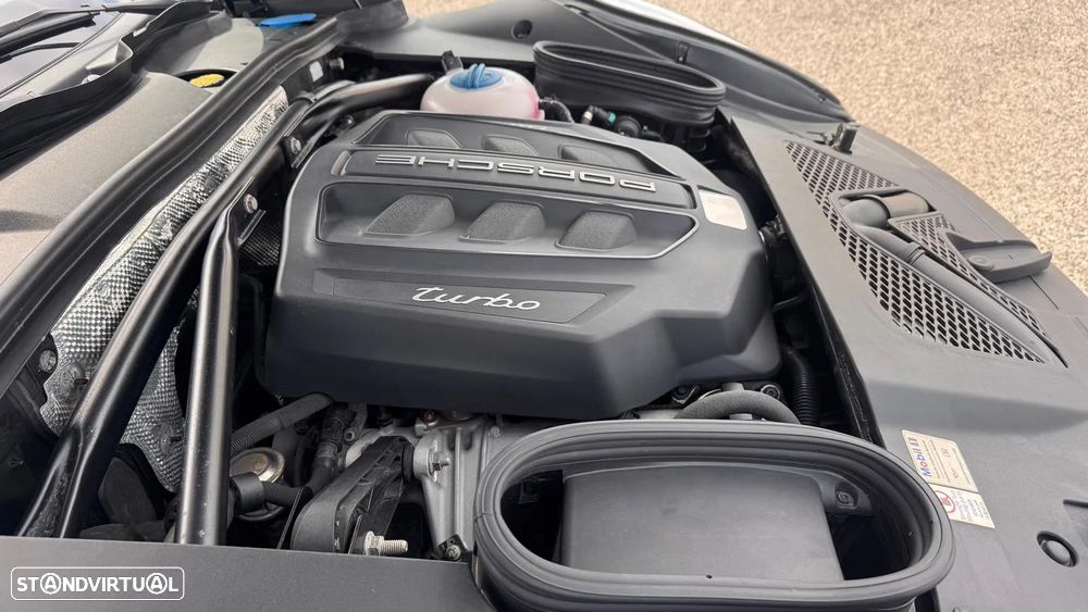 Porsche Macan Turbo PDK - 12