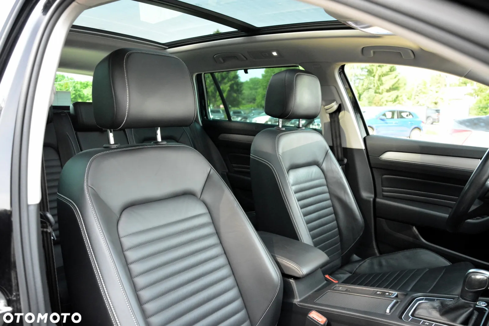 Volkswagen Passat 2.0 TDI 4Mot R-Line Edition DSG - 16