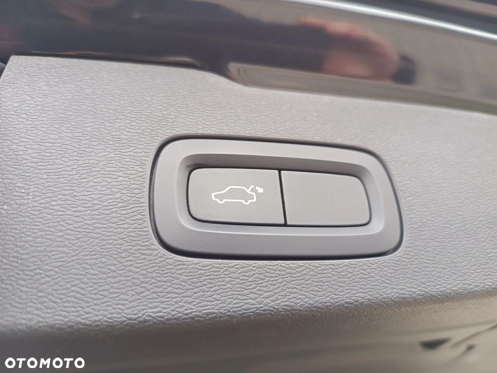 Volvo V60 D4 AWD Geartronic Momentum Pro - 17