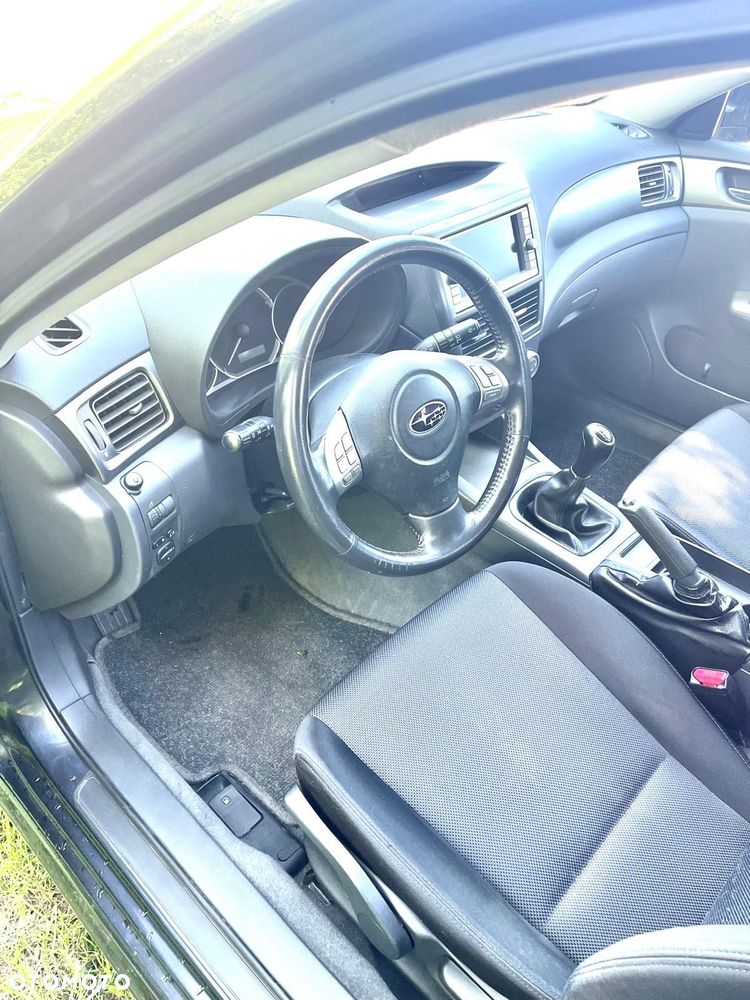 Subaru Impreza - 8