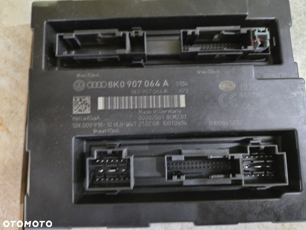 AUDI A4 B8 A5 8T MODUŁ KOMFORTU 8K0907064 A - 2