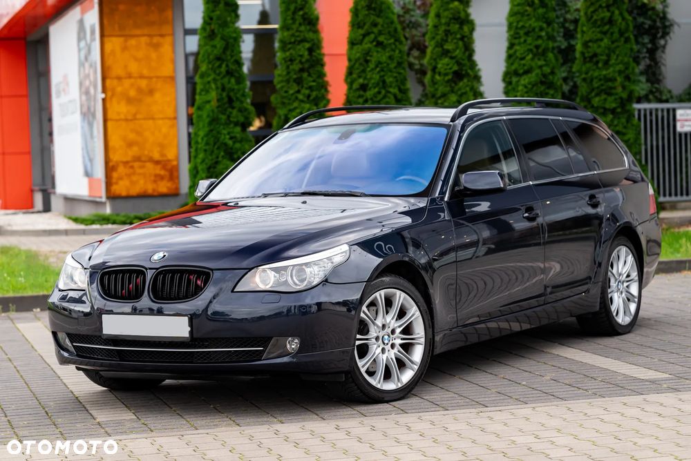 BMW Seria 5 525xi Edition Exclusive - 2