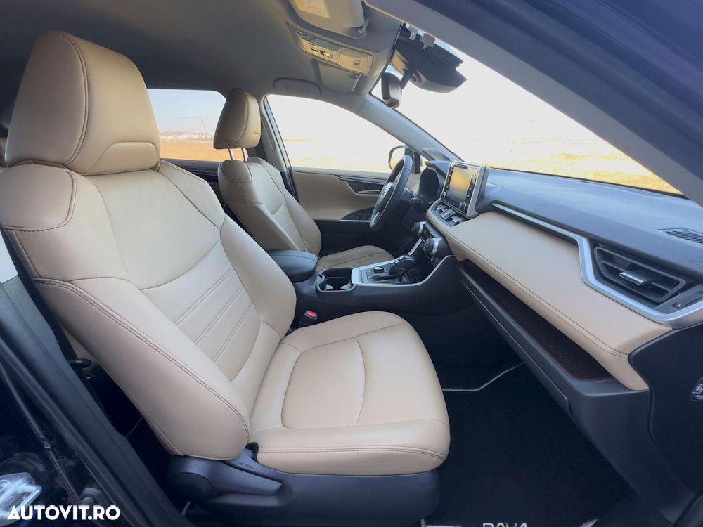 Toyota RAV4 2.5 4x4 Lounge - 24