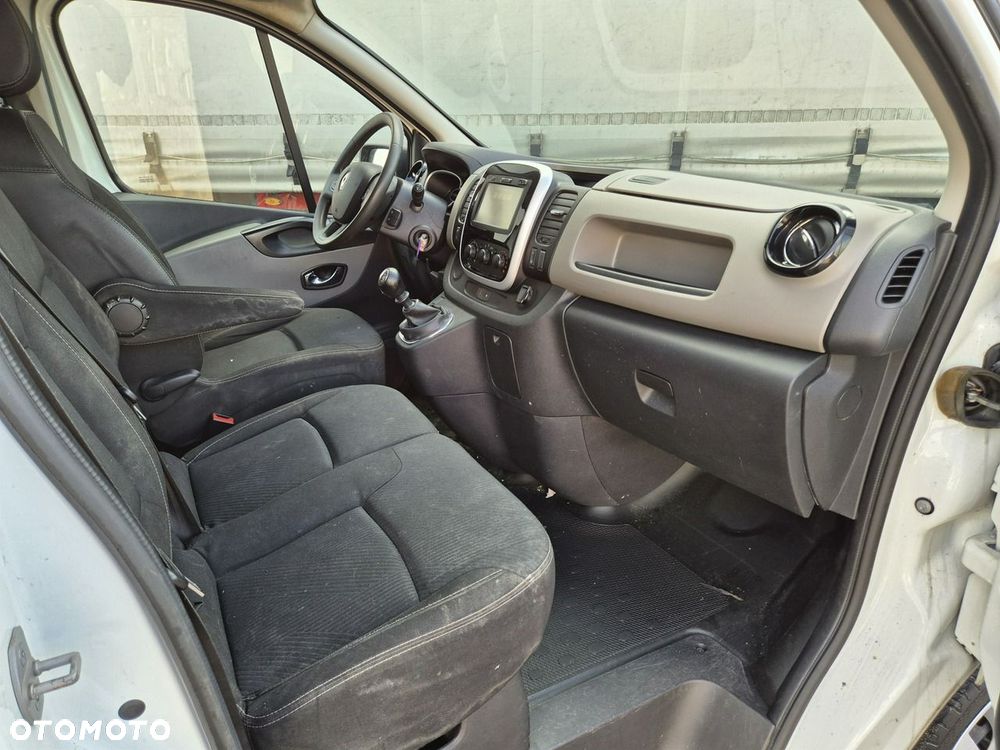 Renault Trafic - 11