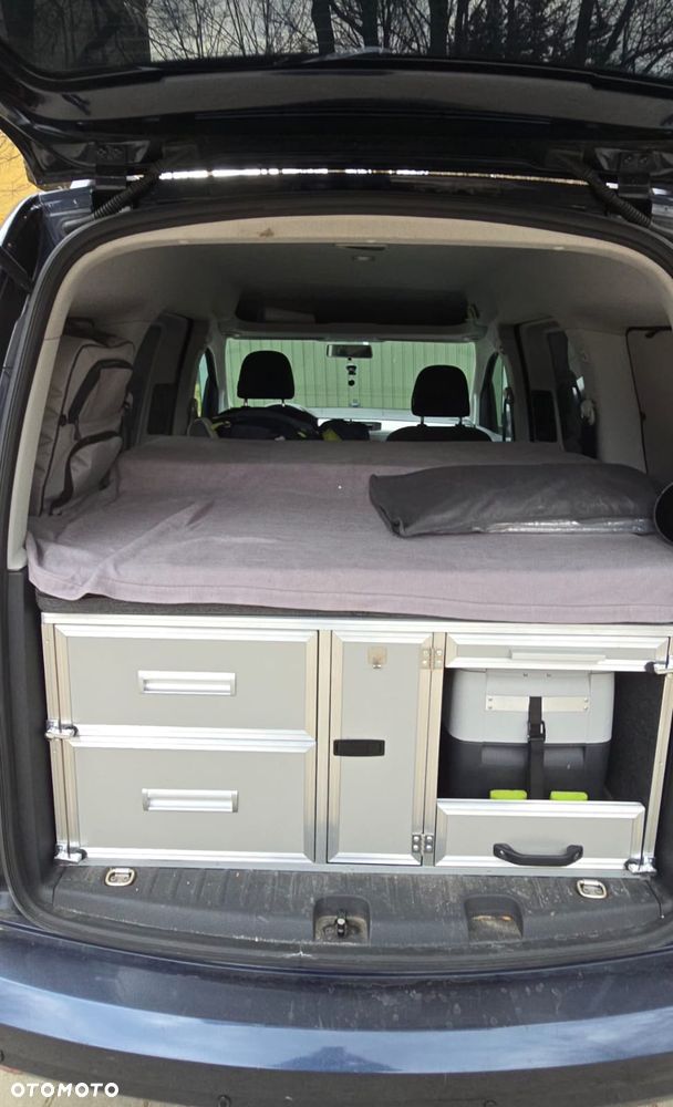 Volkswagen Caddy - 30