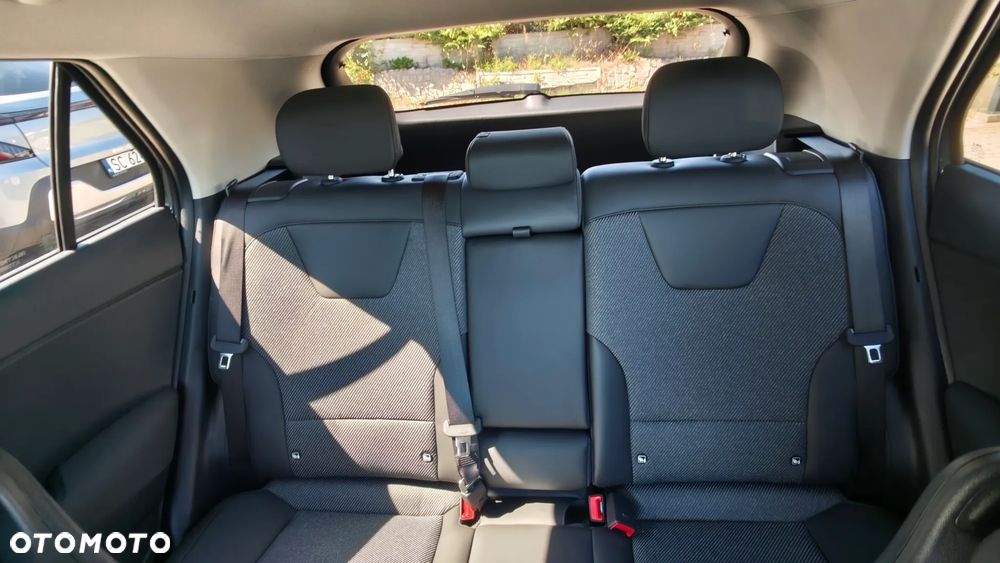 Kia Niro 1.6 GDI Hybrid Business Line - 14