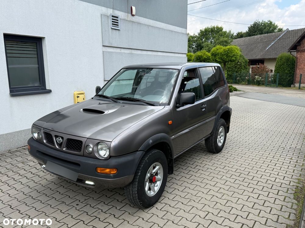 Nissan Terrano 2.7 TDi Sport - 6