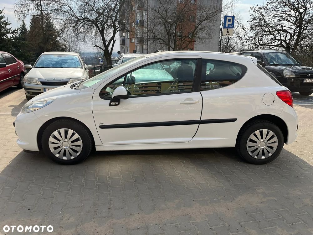 Peugeot 207 - 2