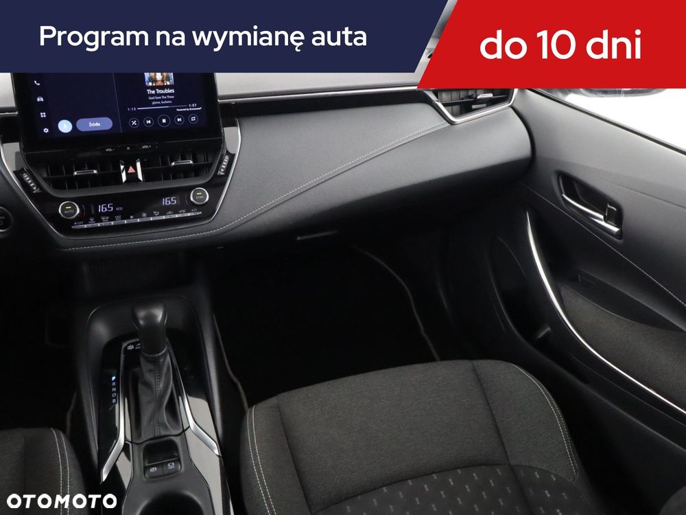 Toyota Corolla - 10