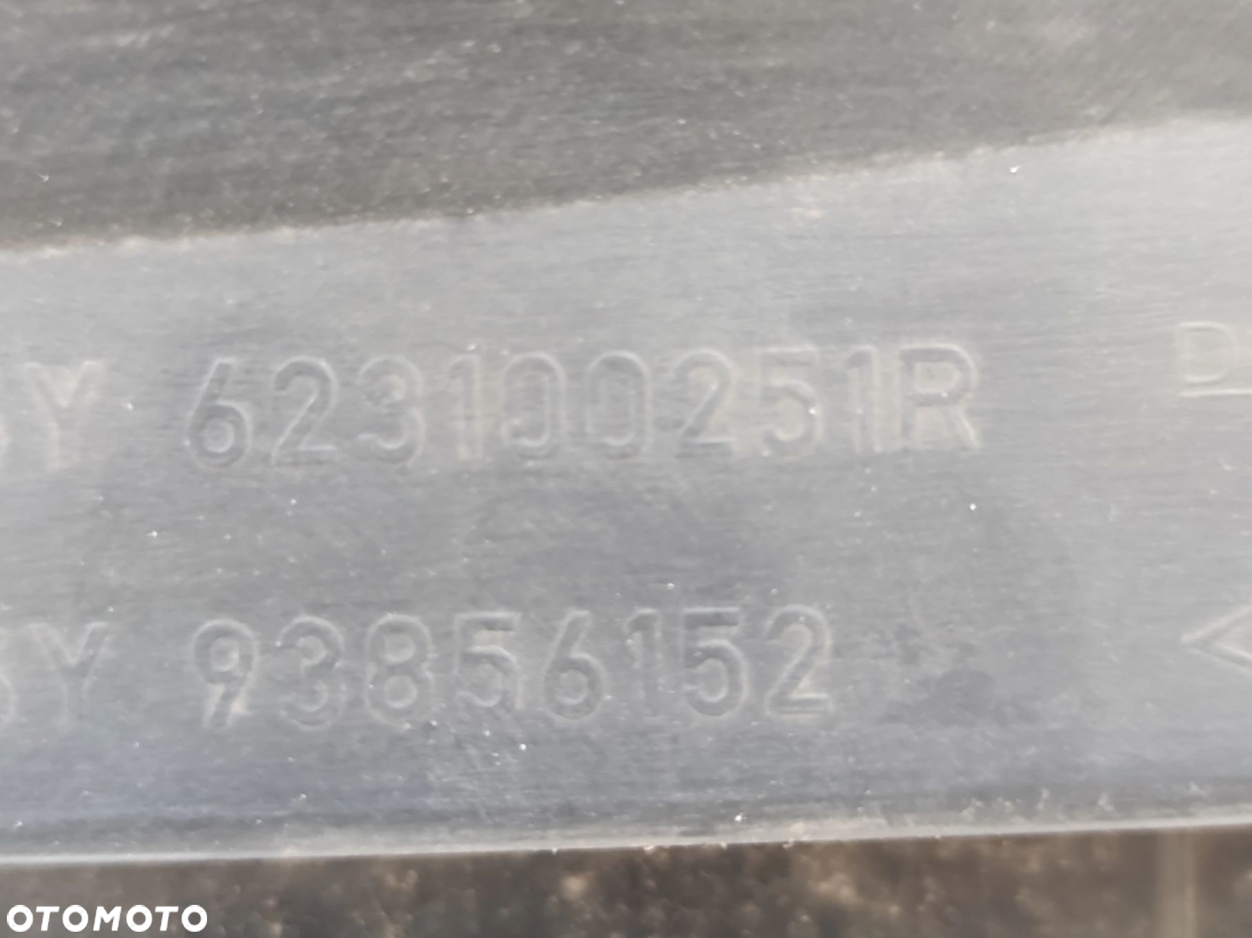 GRILL ATRAPA RENAULT TRAFIC II LIFT - 8