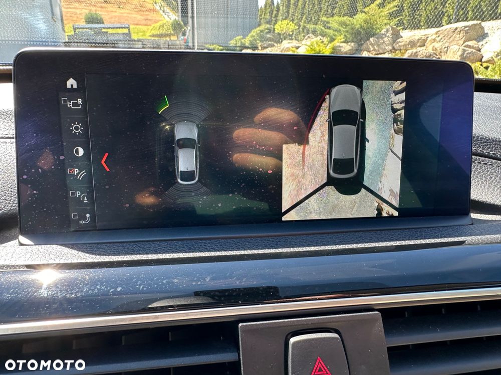 BMW Seria 3 320d xDrive Sport Line - 19