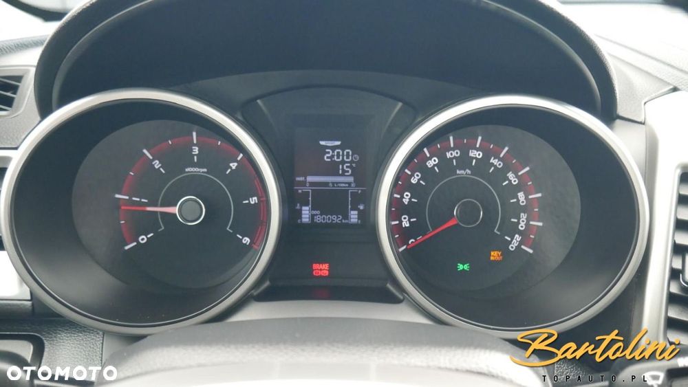 SsangYong/KGM Tivoli - 11