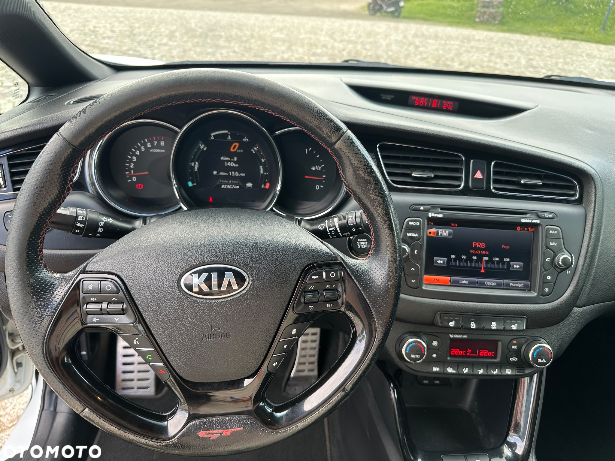 Kia Ceed - 28