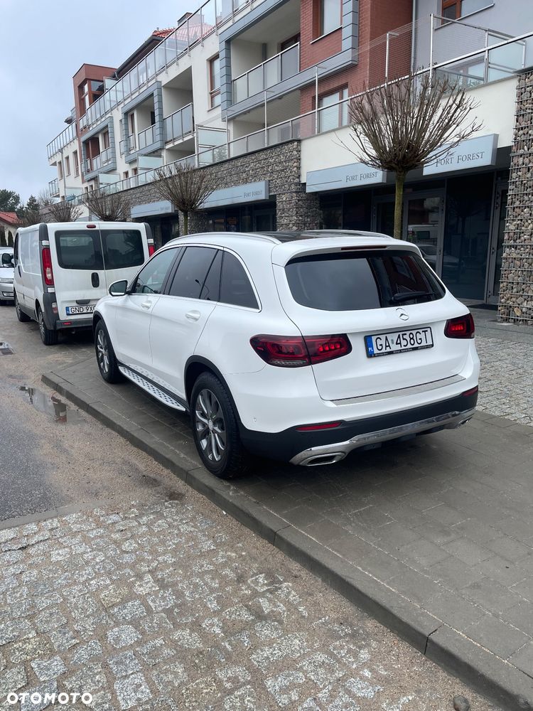 Mercedes-Benz GLC 200 d 4-Matic Business Edition - 3