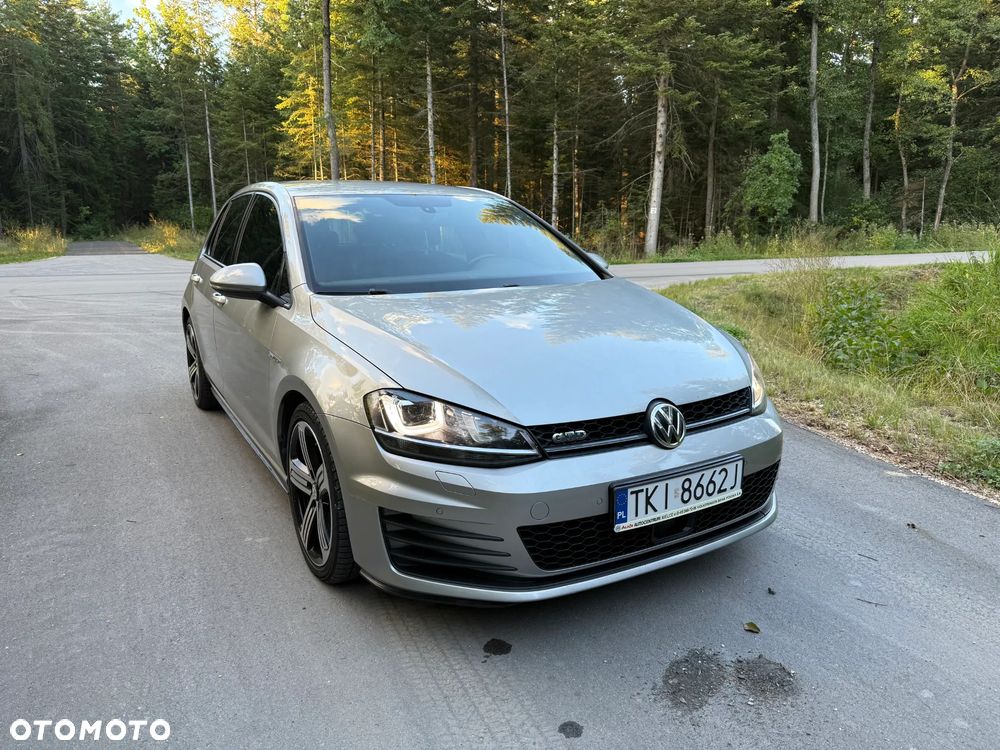 Volkswagen Golf 2.0 TDI BMT GTD - 8
