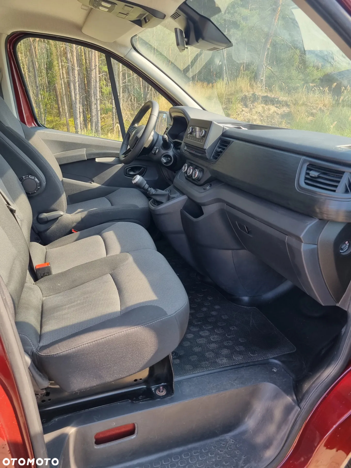 Renault Trafic Grand SpaceClass 2.0 dCi Escapade - 12