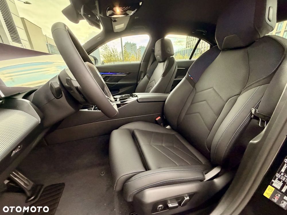 BMW i5 83.9kWh eDrive40 - 7
