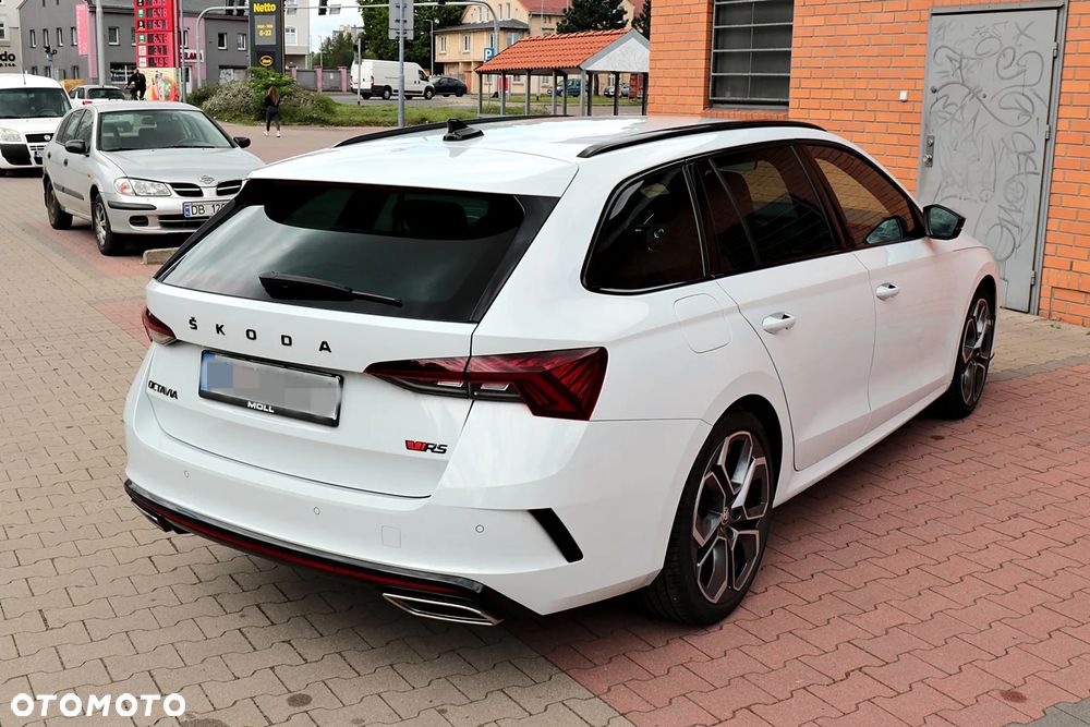 Skoda Octavia 2.0 TDI DSG RS - 20