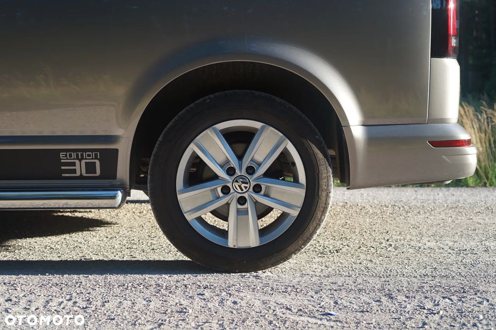 Volkswagen Multivan 2.0 TDI L1 Highline - 9