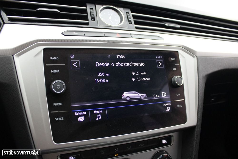 VW Passat Variant 2.0 TDi Business Package DSG - 17