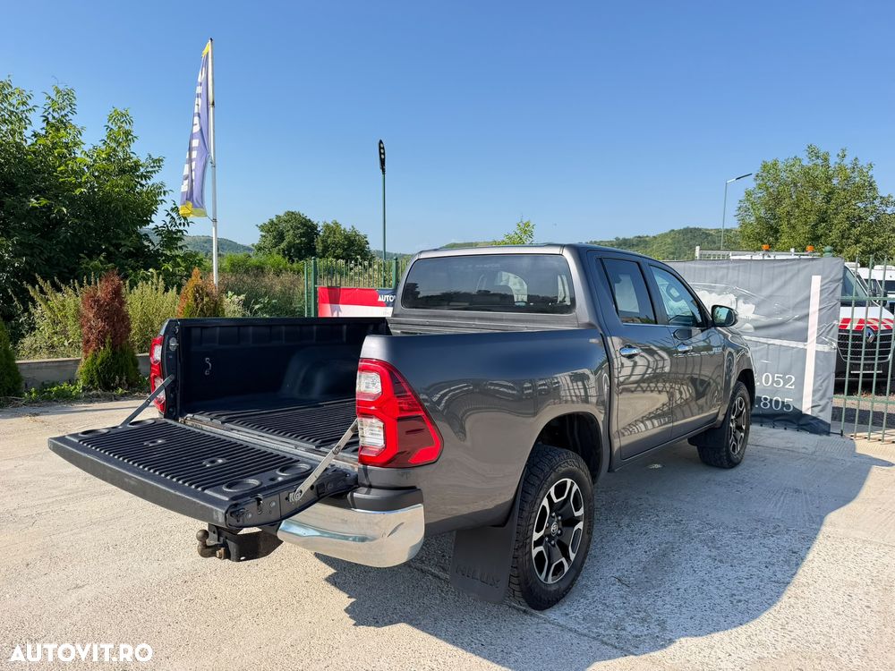 Toyota Hilux 2.8D 204CP 4x4 Double Cab AT Executive - 14