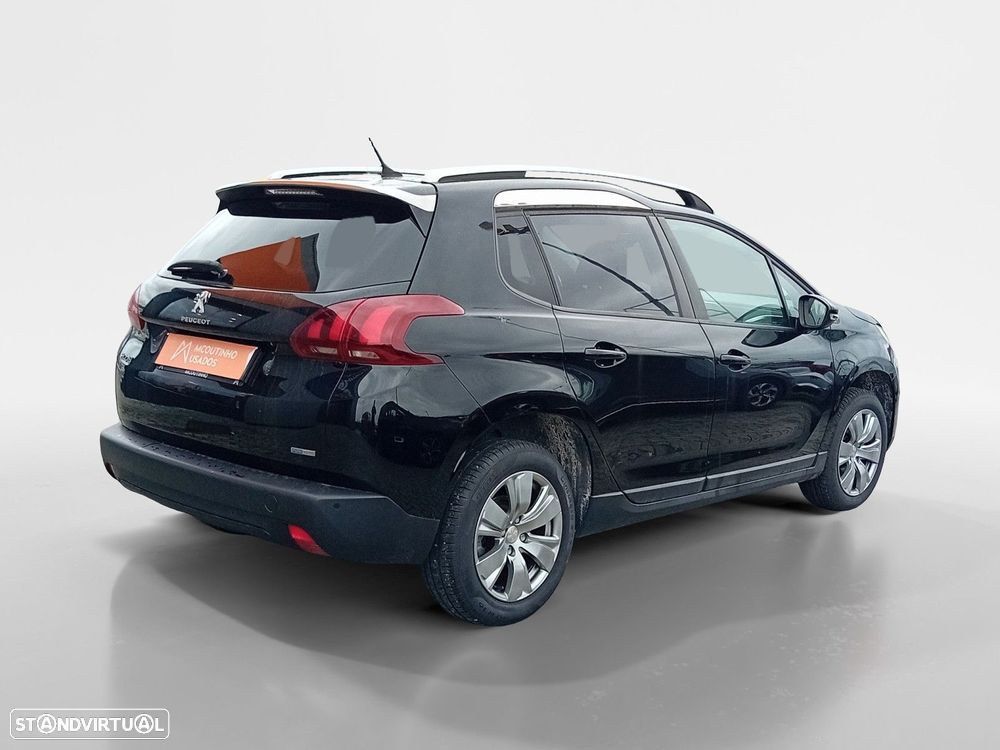 Peugeot 2008 1.2 PureTech Style - 5