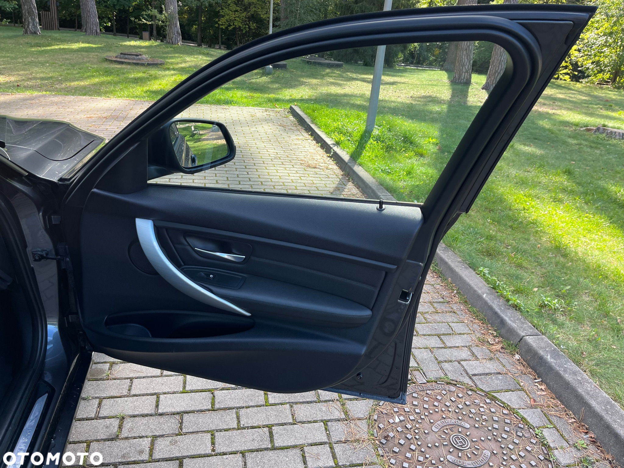 BMW Seria 3 318d Touring Sport Line - 18