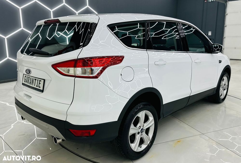 Ford Kuga 2.0 TDCi 4x4 Trend - 5