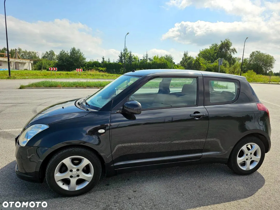 Suzuki Swift 1.3 Comfort - 25