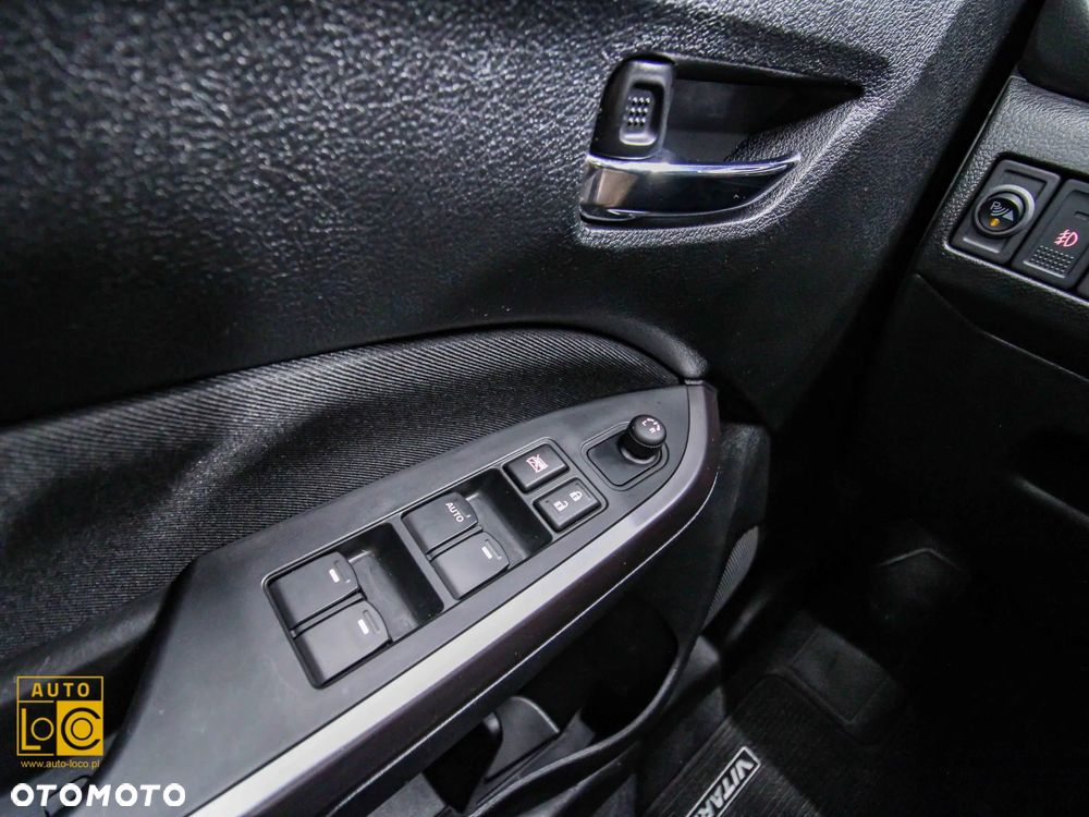 Suzuki Vitara 1.5 Strong Hybrid Premium 4WD AGS - 25