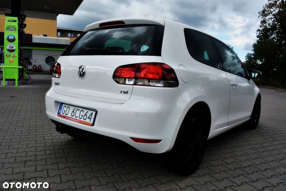 Volkswagen Golf 1.4 TSI DSG Highline - 4
