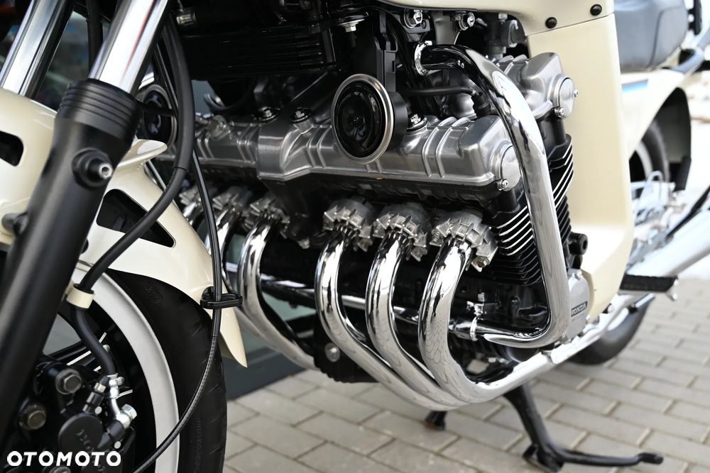 Honda CBX - 28