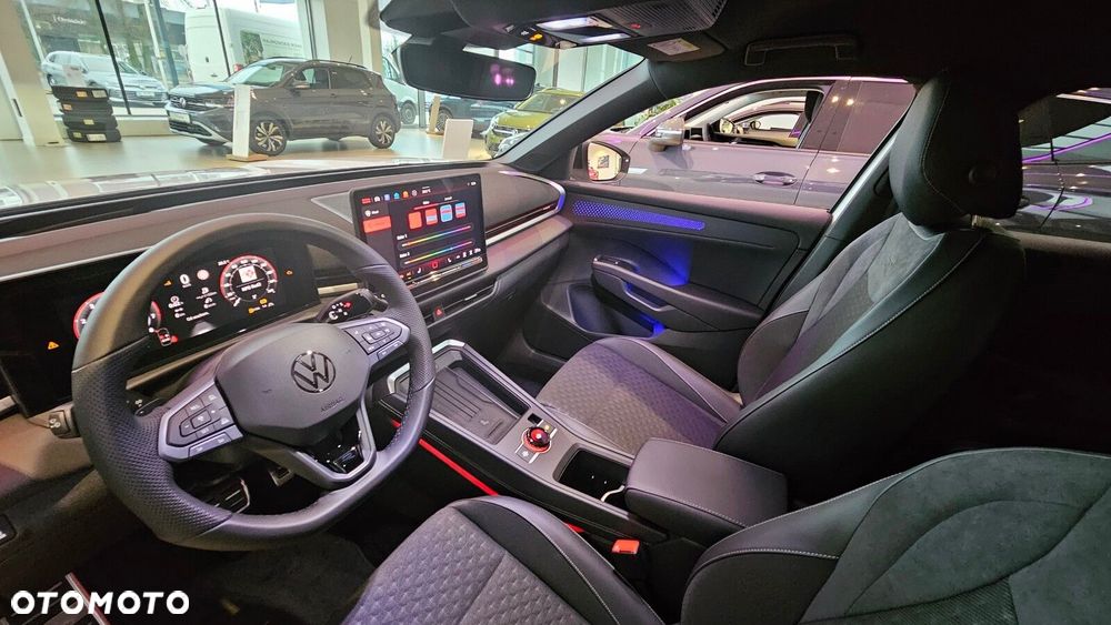 Volkswagen T-Roc - 17