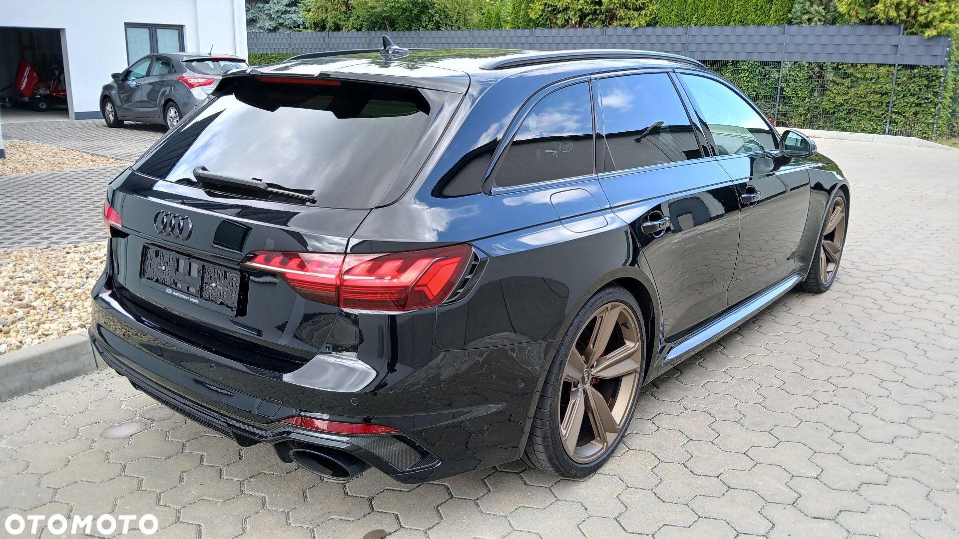 Audi RS4 - 4