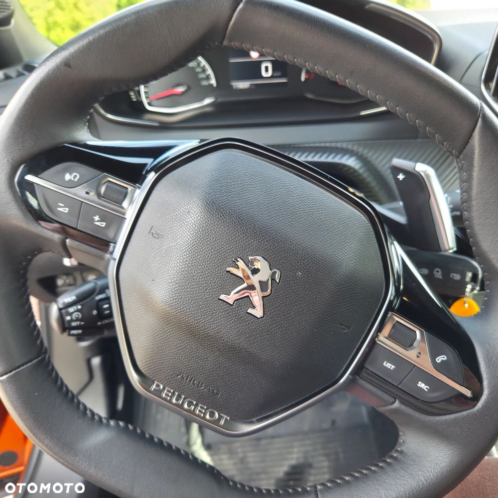 Peugeot 2008 - 21