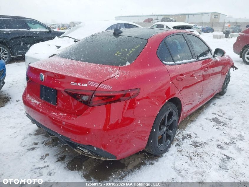 Alfa Romeo Giulia 2.0 Turbo Veloce Q4 - 13
