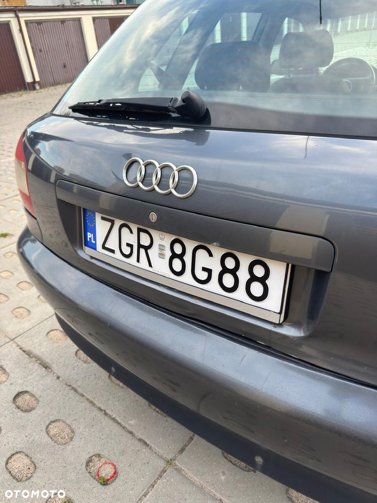 Audi A3 Sportback 1.9 TDI Ambiente - 18